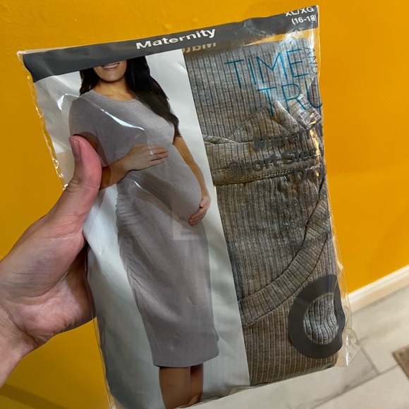 Maternity dress - Picture 6 of 7